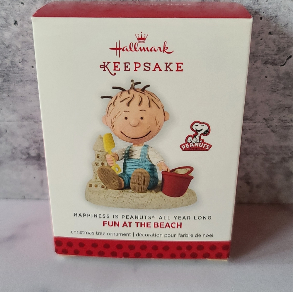 Hallmark Keepsake Fun At The Beach 2013 - Picture 2 of 11